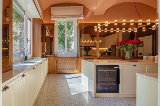 Above Lake Como, A Landmark Deal Just Concluded