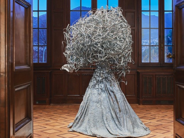 CASABIANCA: A Private Collection Meets the Lake