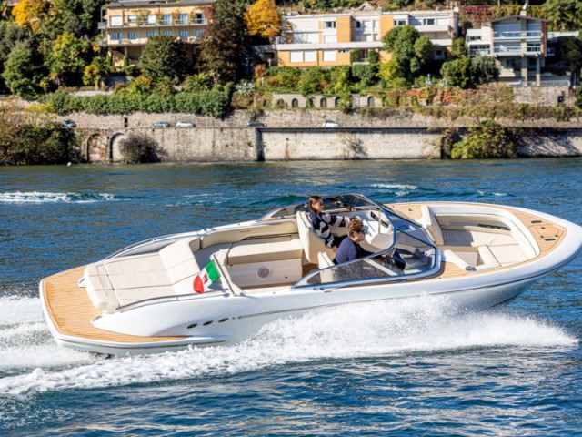 Comitti: Lake Como’s Floating Masterpieces