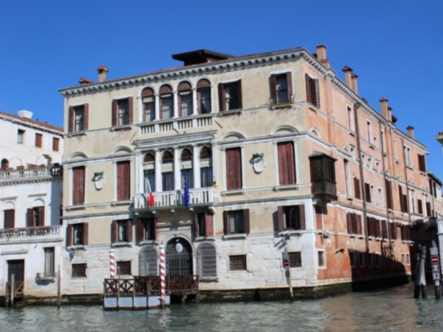 Gussoni Palace: A Renaissance Masterpiece on the Grand Canal