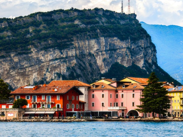Premium on the Water: Lake Como’s Economic Renaissance