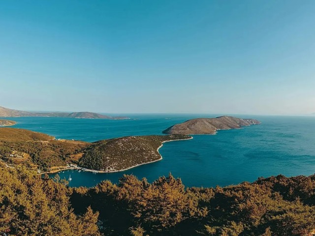 The Illusion of Value: Regulatory Realities in Private Island Investments
