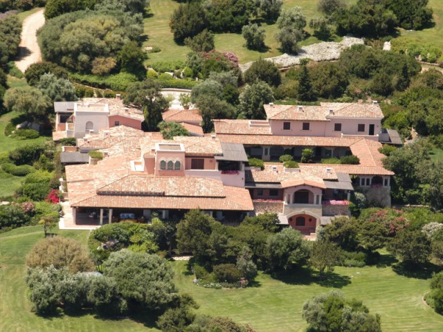 The Sovereign Anchor: The Strategic Repositioning of Villa Certosa